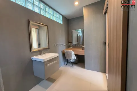 Casa de 5 dormitorios en Jomtien Beach, Pattaya, Tailandia № 212569 - foto 13