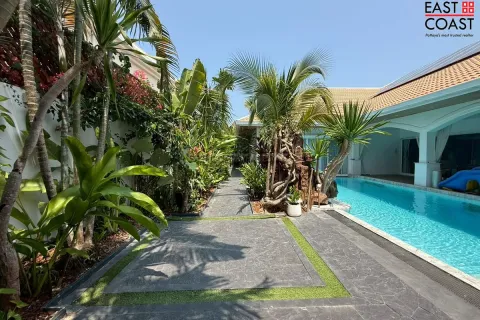 Casa de 5 dormitorios en Jomtien Beach, Pattaya, Tailandia № 212569 - foto 27