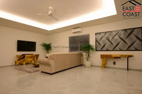 Casa de 3 dormitorios en Pattaya, Tailandia № 212568 - foto 5