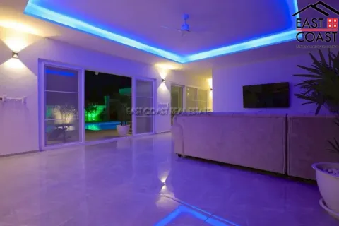 Casa de 3 dormitorios en Pattaya, Tailandia № 212568 - foto 19