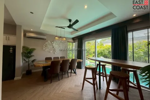 Casa de 3 dormitorios en Pattaya, Tailandia № 212567 - foto 4