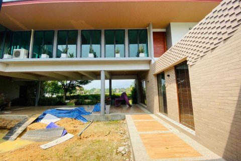 House in Chiang Mai, Thailand 4 bedrooms № 119982 - photo 14