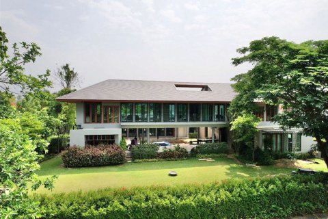 House in Chiang Mai, Thailand 4 bedrooms № 119982 - photo 2