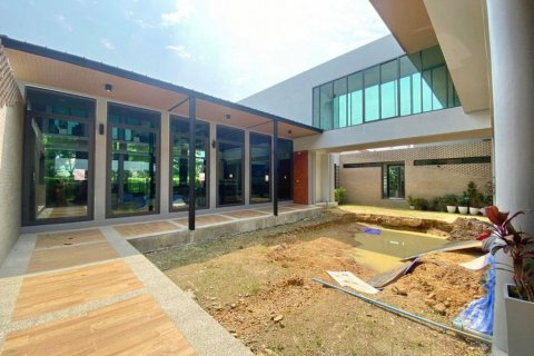 House in Chiang Mai, Thailand 4 bedrooms № 119982 - photo 15