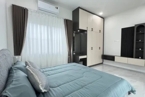 Casa de 3 dormitorios en Pattaya, Tailandia № 210626 - foto 15