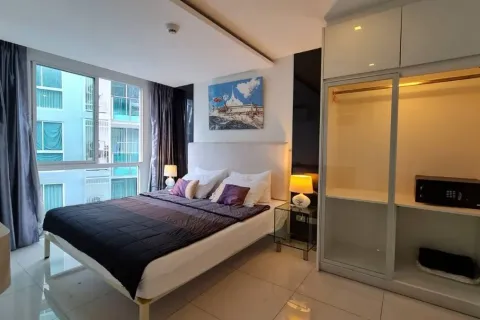 Condominio de 1 dormitorio en Pattaya, Tailandia № 210628 - foto 2