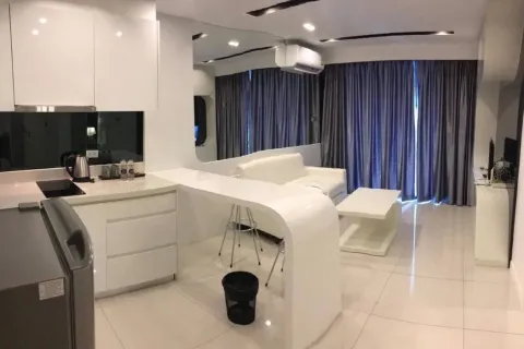 Condominio de 1 dormitorio en Pattaya, Tailandia № 210628 - foto 9