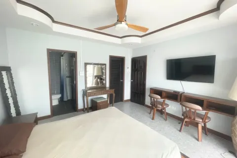 Condo on Jomtien Beach, Pattaya, Thailand, 1 bedroom № 210627 - photo 21