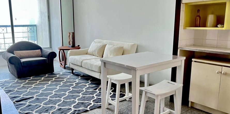 Condo à Bang Rak, Bangkok, Thaïlande, 2 chambres  № 173354