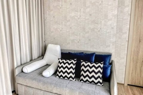 Condo in Bangkok, Thailand, 1 bedroom  № 116950 - photo 4