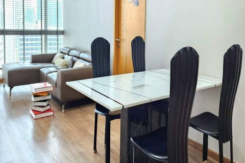 Condo in Bangkok, Thailand, 2 bedrooms  № 180516 - photo 2