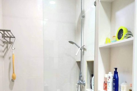 Condo in Bangkok, Thailand, 2 bedrooms  № 180516 - photo 9