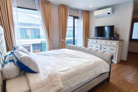 Maison à Saphan Sung, Bangkok, Thaïlande 4 chambres № 154732 - photo 3