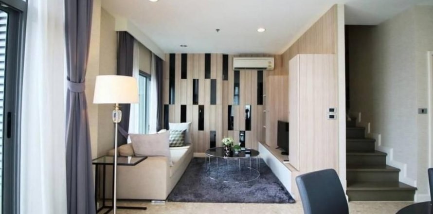 Condo in Khlong Toei, Bangkok, Thailand, 2 bedrooms  № 154733