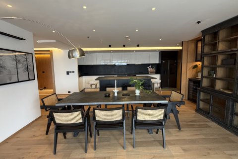 Condo in Sathon, Bangkok, Thailand, 4 bedrooms № 154736 - photo 6