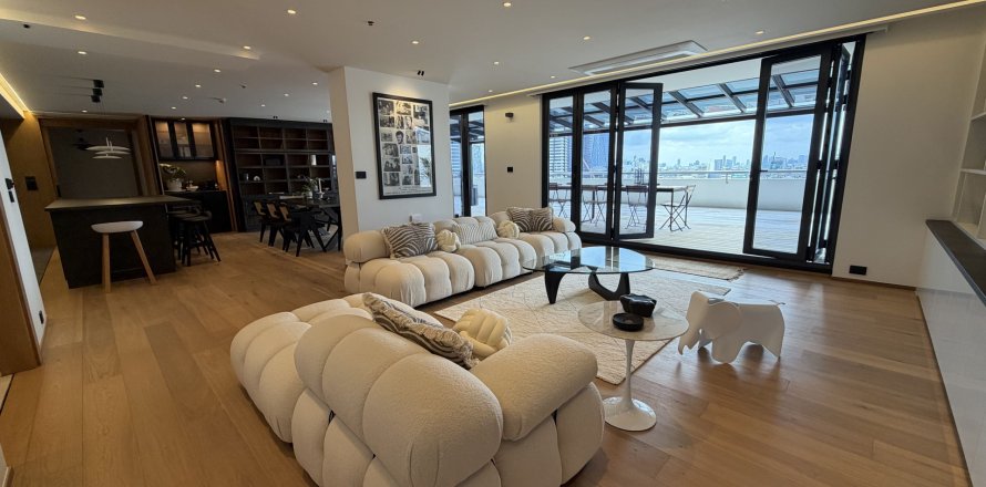 Condo in Sathon, Bangkok, Thailand, 4 bedrooms № 154736