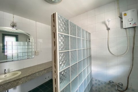 House in Chiang Mai, Thailand 4 bedrooms № 113926 - photo 27