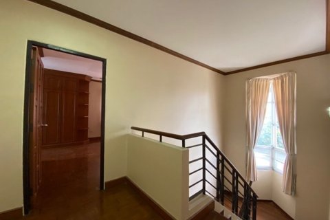 House in Chiang Mai, Thailand 4 bedrooms № 113926 - photo 16