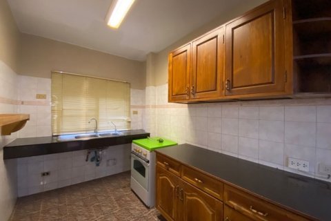 House in Chiang Mai, Thailand 4 bedrooms № 113926 - photo 9