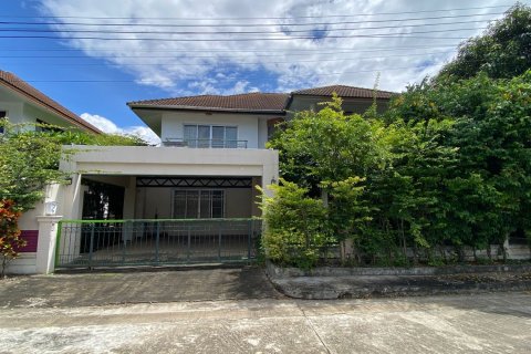 House in Chiang Mai, Thailand 4 bedrooms № 113926