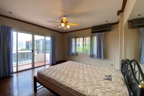 House in Chiang Mai, Thailand 4 bedrooms № 113926 - photo 28