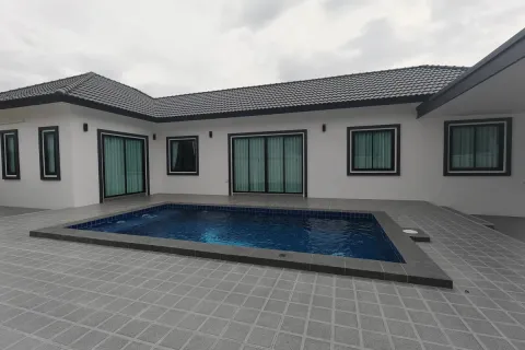 Casa de 3 dormitorios en Pattaya, Tailandia № 212262 - foto 6