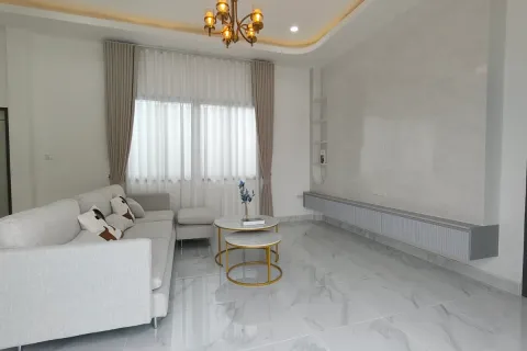 Casa de 3 dormitorios en Pattaya, Tailandia № 212262 - foto 10