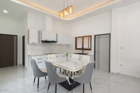 Casa de 3 dormitorios en Pattaya, Tailandia № 212262 - foto 11