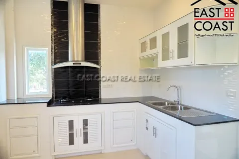 Casa de 2 dormitorios en Pattaya, Tailandia № 212263 - foto 6