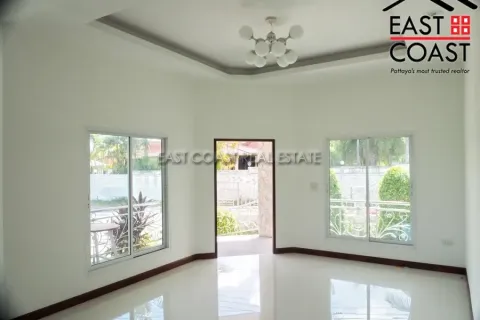 Casa de 2 dormitorios en Pattaya, Tailandia № 212263 - foto 2