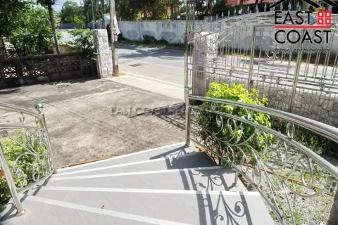 Casa de 2 dormitorios en Pattaya, Tailandia № 212263 - foto 17