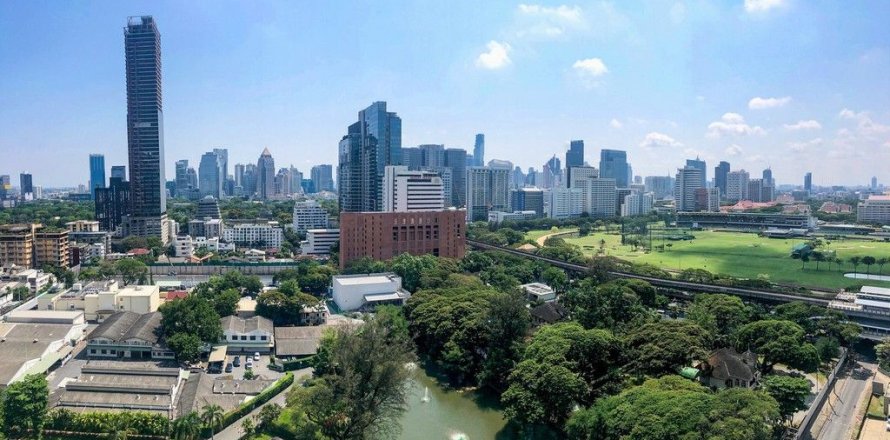 Condo in Pathum Wan, Bangkok, Thailand, 2 bedrooms  № 171246