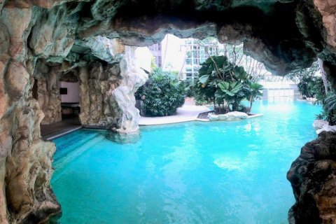 Condo in Pathum Wan, Bangkok, Thailand, 2 bedrooms  № 171246 - photo 12