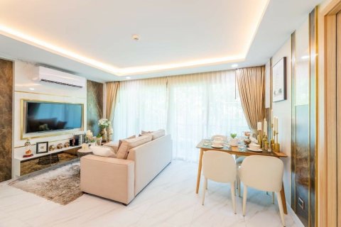 Condo in Pattaya, Thailand, 2 bedrooms  № 171242 - photo 3