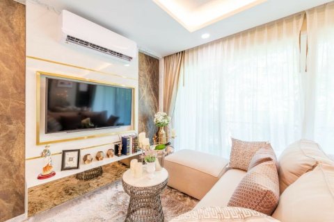 Condo in Pattaya, Thailand, 2 bedrooms  № 171242 - photo 8