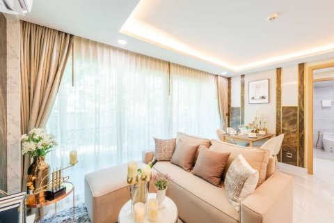 Condo in Pattaya, Thailand, 2 bedrooms  № 171242 - photo 6