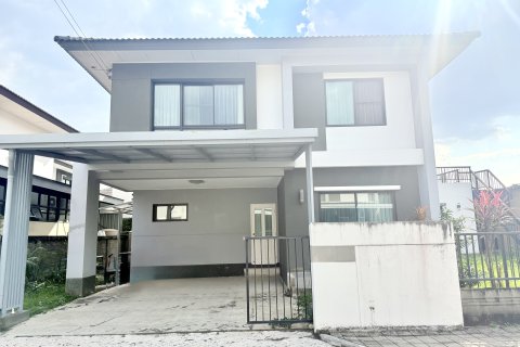 House in Chiang Mai, Thailand 4 bedrooms № 154716 - photo 1