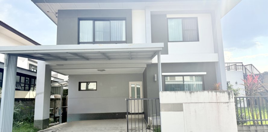 House in Chiang Mai, Thailand 4 bedrooms № 154716