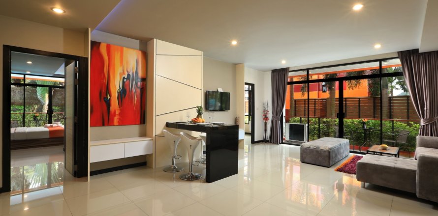 Condo in Phuket, Thailand, 2 bedrooms № 154720