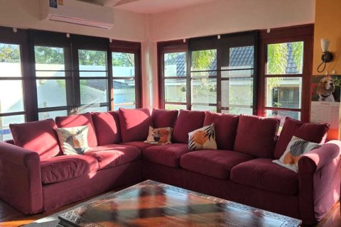 Villa à Kathu, Thaïlande 4 chambres № 154721