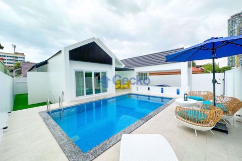 Maison à Pattaya, Thaïlande 4 chambres № 196654