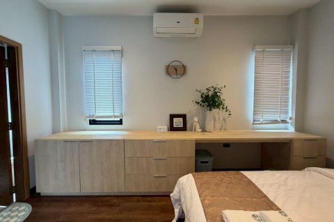 Villa in Chiang Mai, Thailand 5 bedrooms № 160367 - photo 21