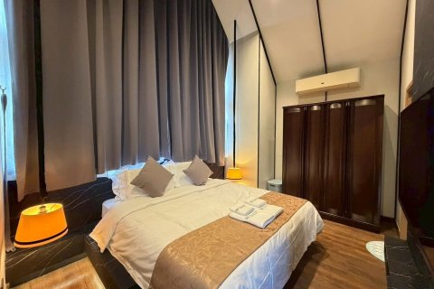 Villa in Chiang Mai, Thailand 5 bedrooms № 160367 - photo 10