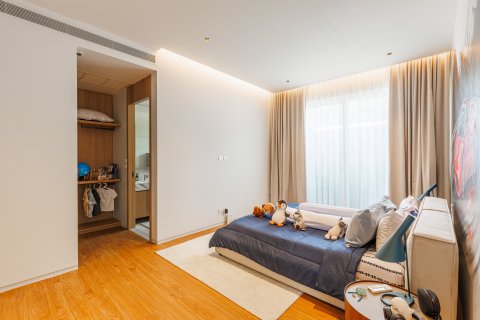 Villa in Phuket, Thailand 5 bedrooms № 160368 - photo 17