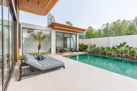Villa in Phuket, Thailand 5 bedrooms № 160368 - photo 10