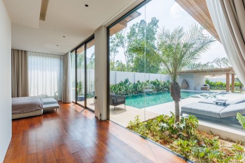 Villa in Phuket, Thailand 5 bedrooms № 160368 - photo 19