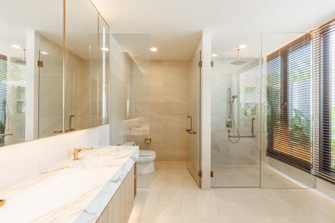 Villa in Phuket, Thailand 5 bedrooms № 160368 - photo 27