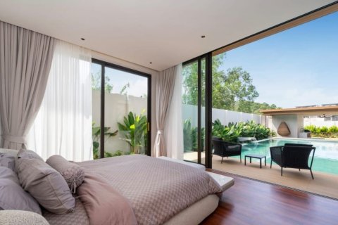 Villa in Phuket, Thailand 5 bedrooms № 160368 - photo 27