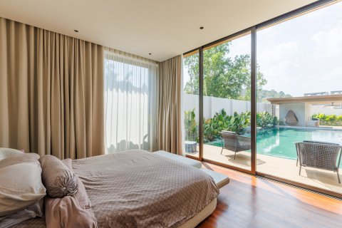Villa in Phuket, Thailand 5 bedrooms № 160368 - photo 23