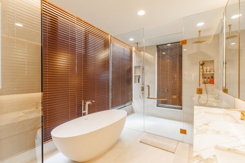 Villa in Phuket, Thailand 5 bedrooms № 160368 - photo 9